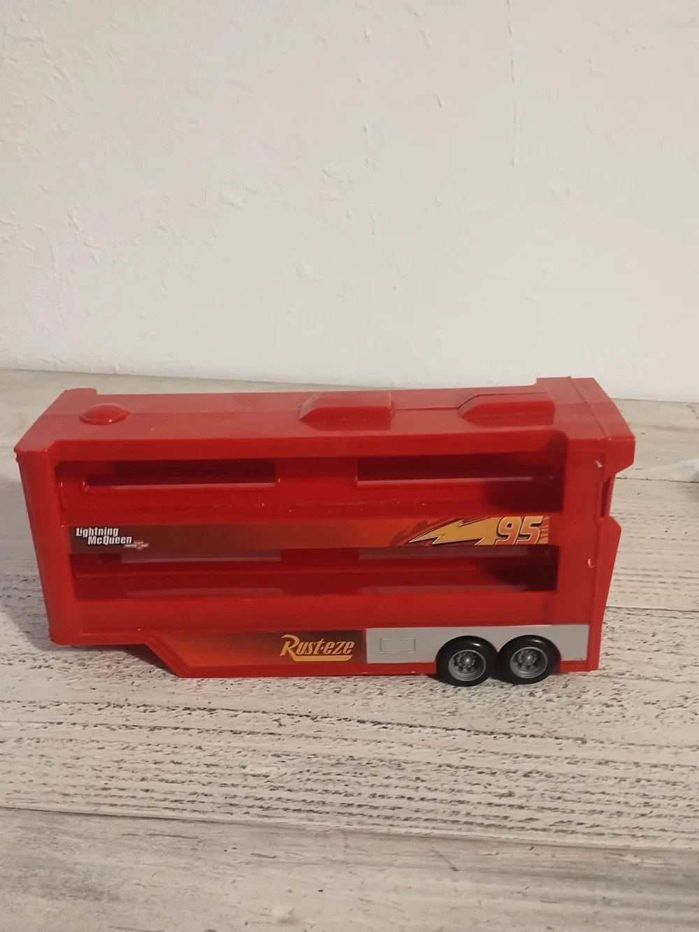 Pixar lighting mcqueen